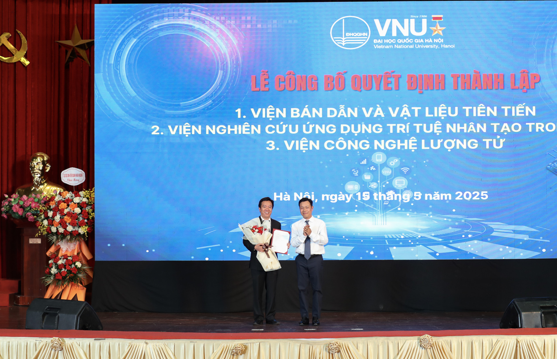 VNU Hoi nghi KHCN va DMST 2025 (8)