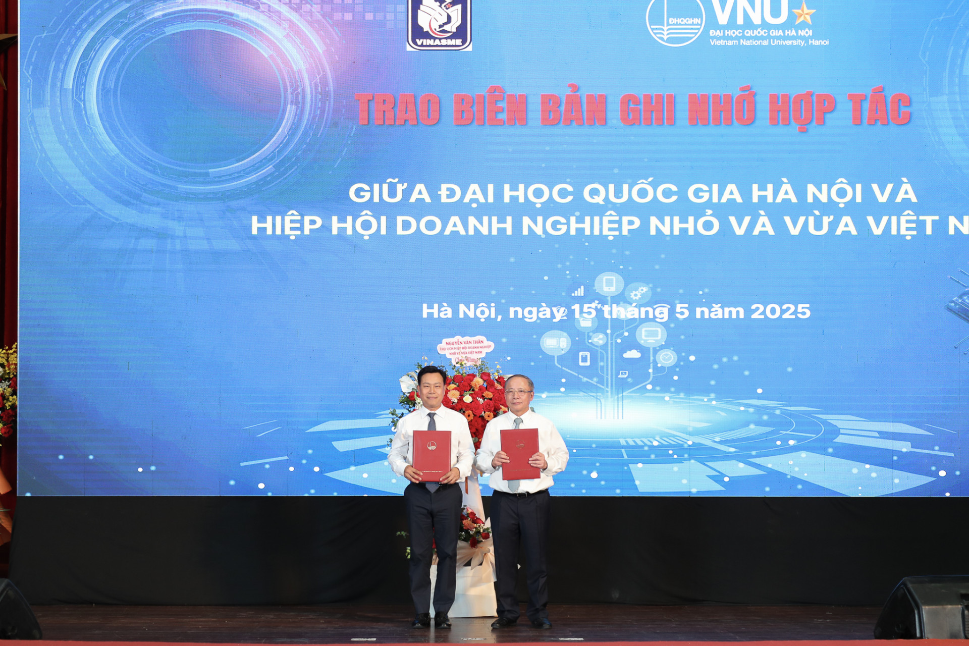 VNU Hoi nghi KHCN va DMST 2025 (9)
